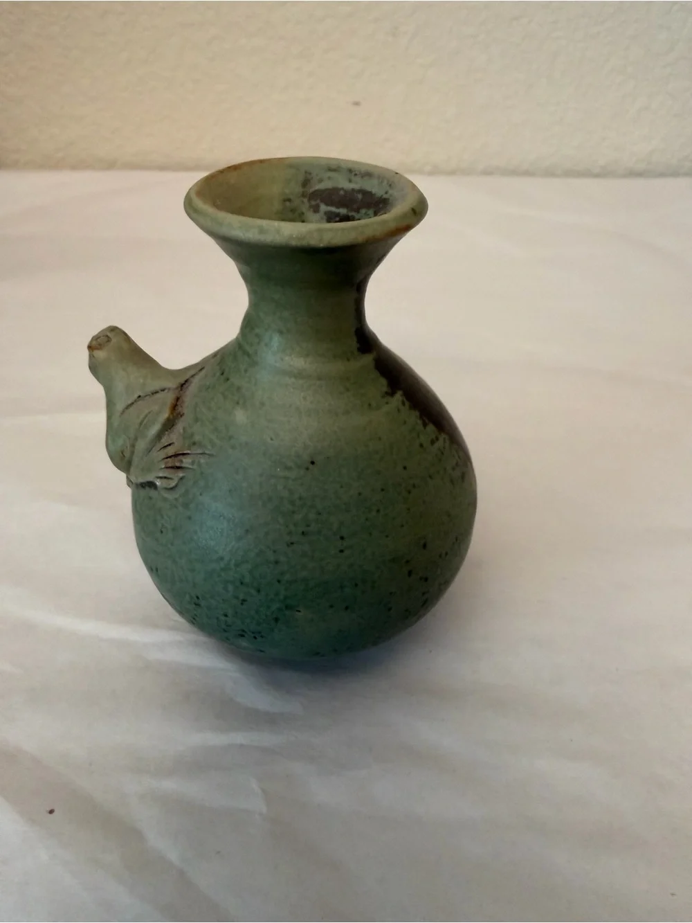 Indonesian handmade small bud vase Green Ceramic 3-D Frog Accent